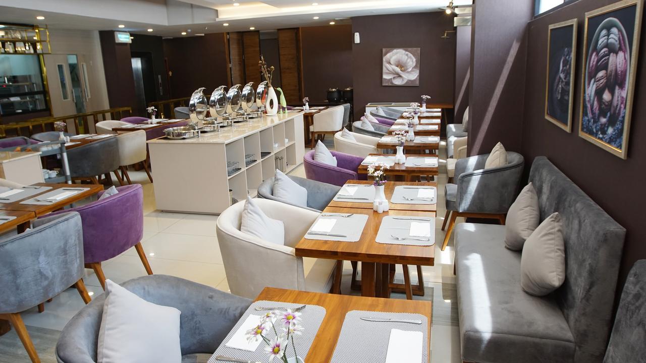 Horison Inn Alaska Semarang Luaran gambar